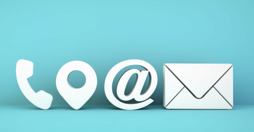 Kontaktbanner mit Symbolen: Telefon, Standort, Internet, Email